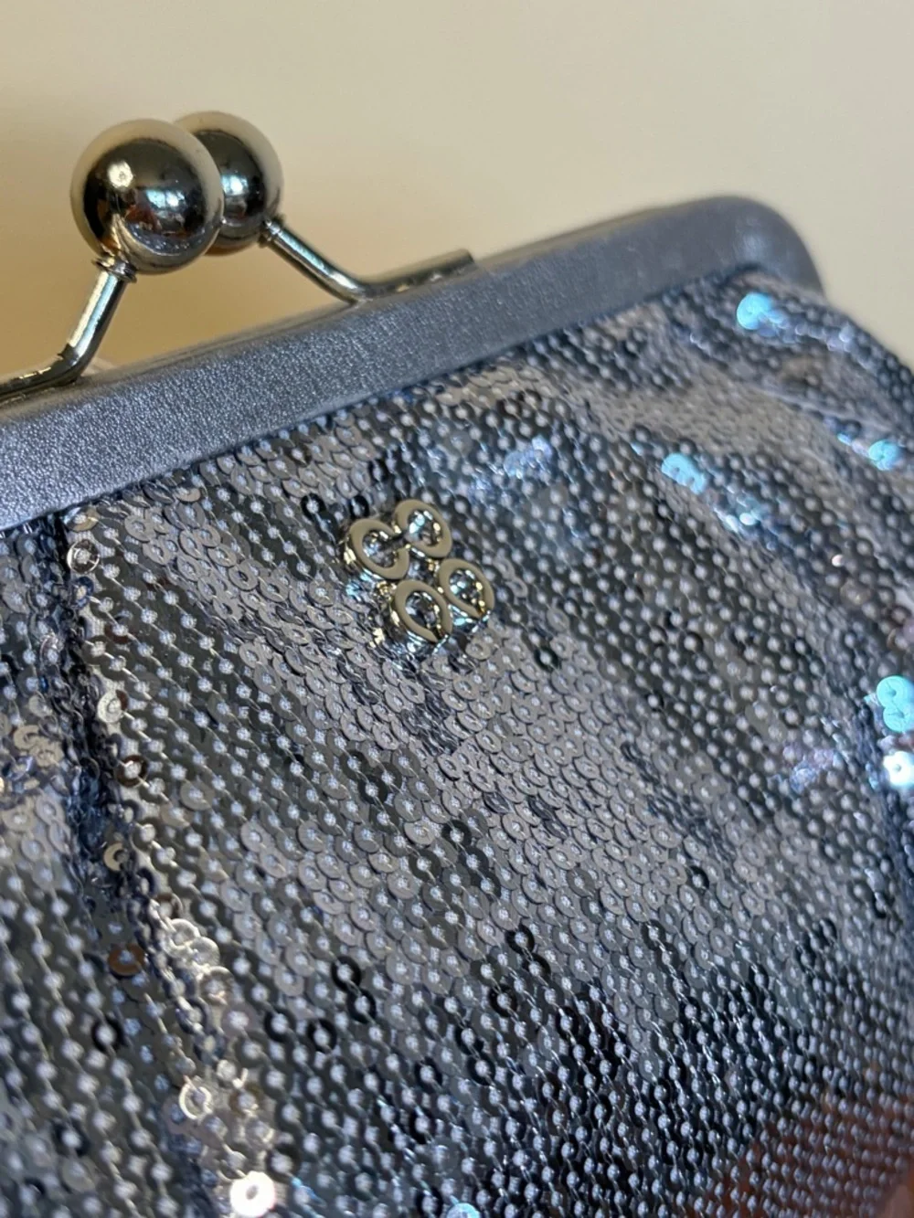 Coach Julia Silver Sequin Kiss-lock Clutch Limited Edition 44475